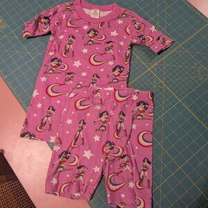 Hanna Andersson Wonder Woman Short Sleeved Pajama Set